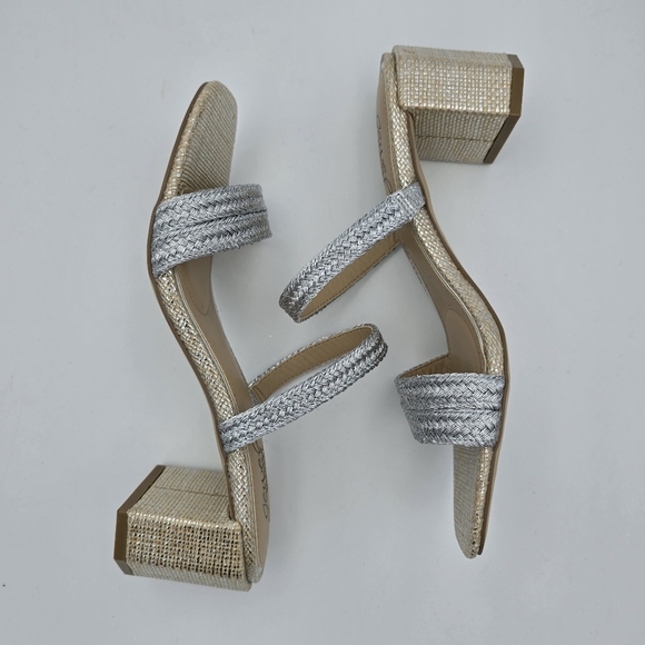 NWOT Jewel Badgley Mischka Heat Textured Block Heel Mule Slide Sandals, Silver 6 - Picture 15 of 16